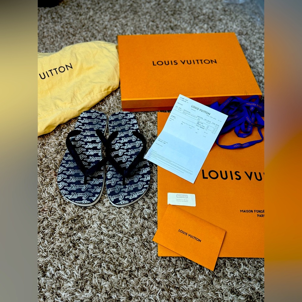 Flip flops Louis Vuitton size 42

BEMT1PGO02N080 MOLITOR TH sandals